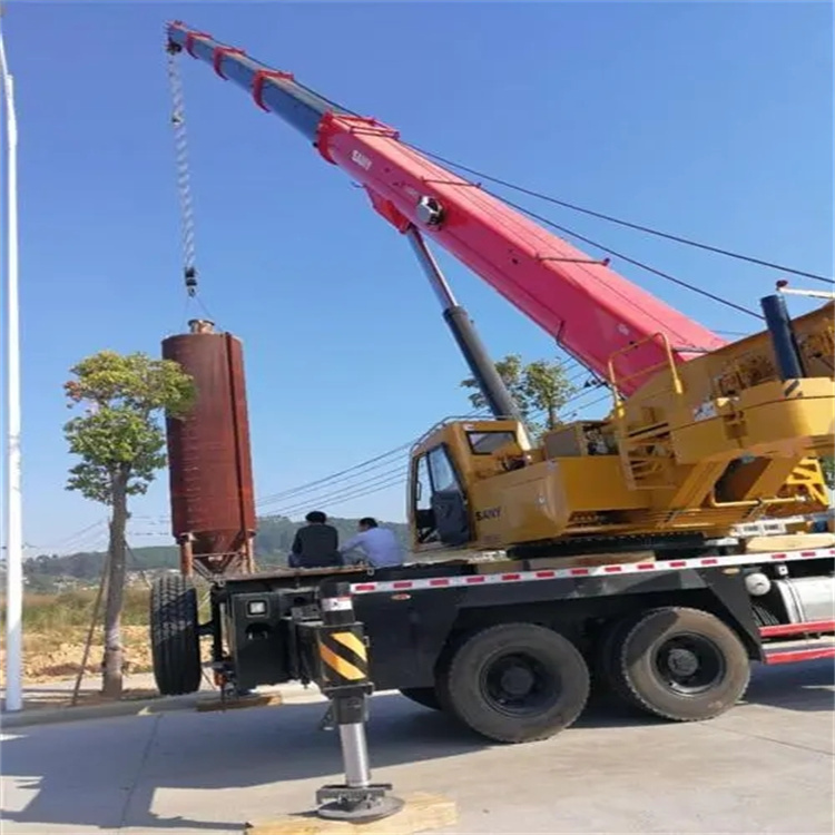 毕节专业吊车租赁多少钱