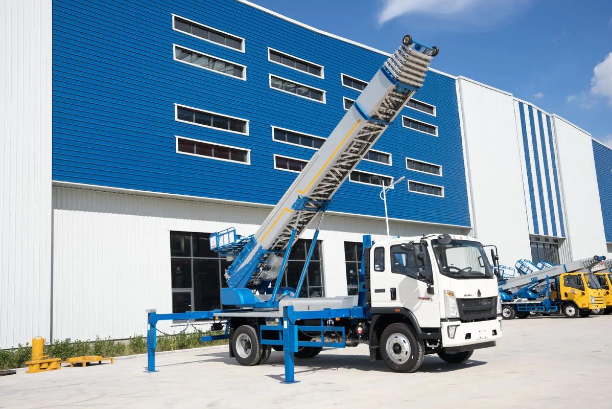 毕节小型云梯车上料车租赁多少钱